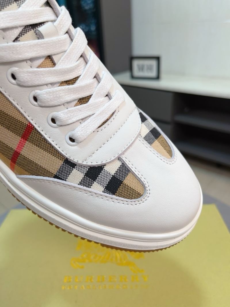 Burberry Low Shoes